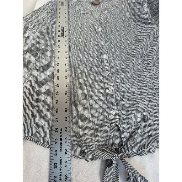 Chico's Womens Button-Front Blue & White Striped Tie-Hem Blouse Size 2 Casual - Picture 8 of 8